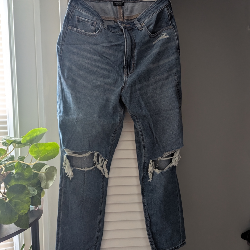 American Eagle Outfitters High Rise Ripped Mom Jeans - Blue
